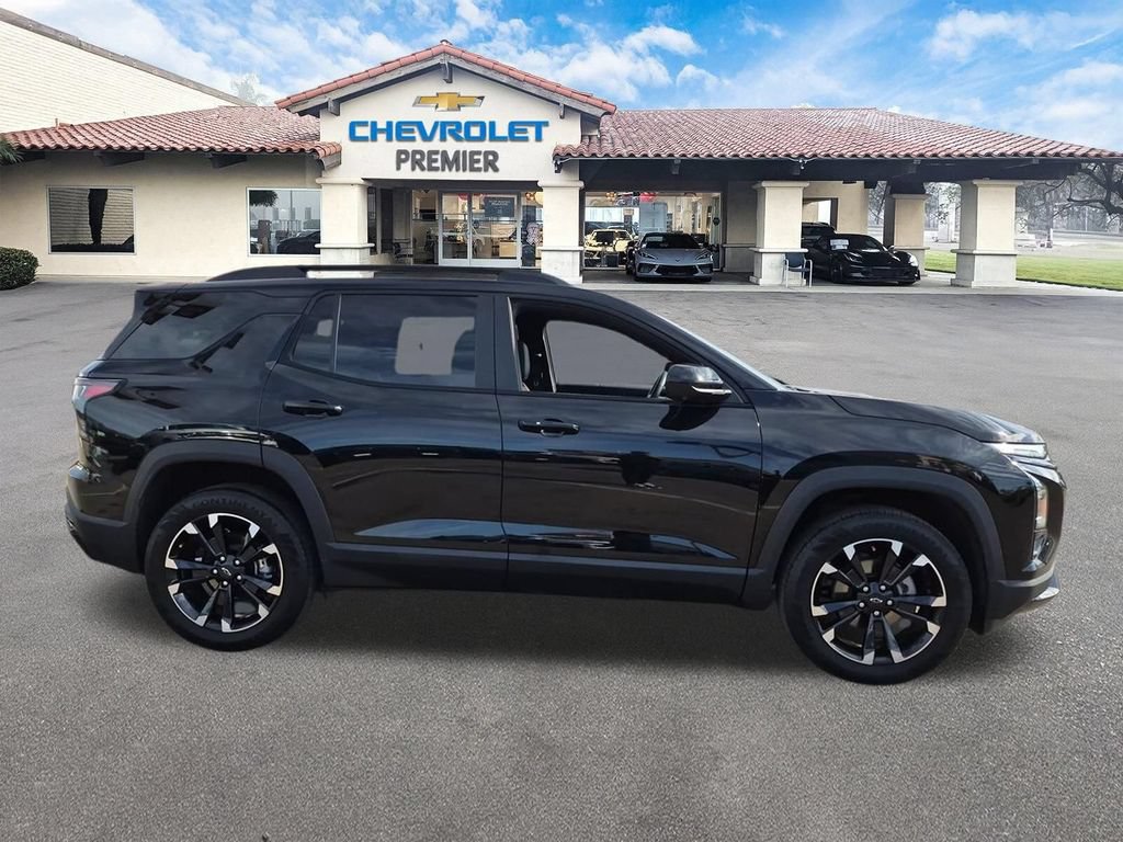 Used 2025 Chevrolet Equinox RS w/ Safety and Technology Package FWD image 9