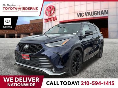 Used 2023 Toyota Highlander XSE