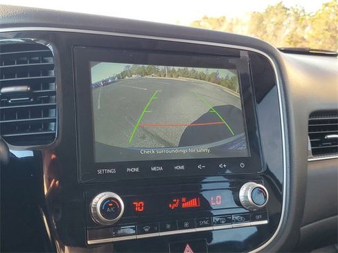 Used 2020 Mitsubishi Outlander SEL image 22