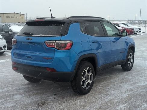 Certified 2022 Jeep Compass Trailhawk image 3