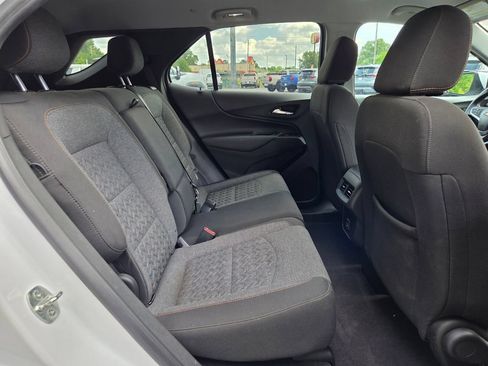 Used 2022 Chevrolet Equinox LT AWD/4WD image 21