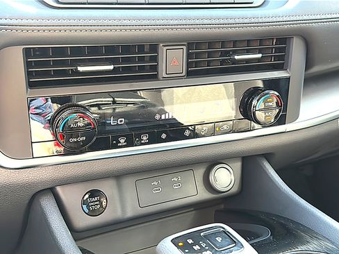 New 2026 Nissan Rogue SV image 23