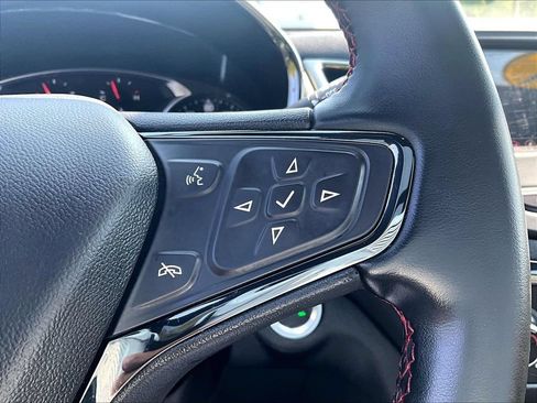 Used 2024 Chevrolet Equinox RS AWD/4WD image 25