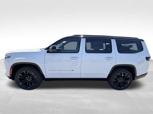 New 2026 Jeep Grand Wagoneer Summit AWD/4WD image 3