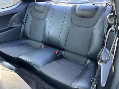 Used 2014 Hyundai Genesis 2.0T image 9