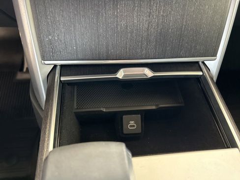 Used 2024 Land Rover Range Rover SE image 41