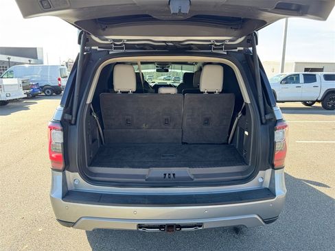 Used 2020 Ford Expedition Limited w/ Equipment Group 301A image 18