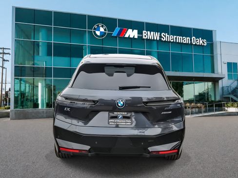 Certified 2023 BMW iX xDrive50 w/ Sport Package AWD/4WD image 5