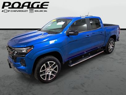 Used 2024 Chevrolet Colorado Z71 w/ Z71 Convenience Package 2