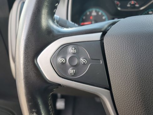 Used 2022 Chevrolet Colorado LT image 19