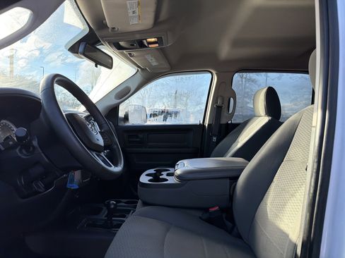 Used 2015 RAM 2500 Tradesman w/ Chrome Appearance Group image 12