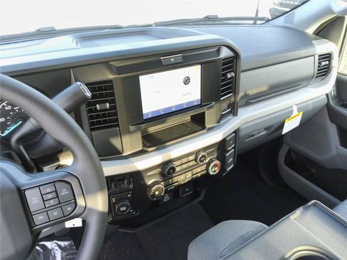 New 2026 Ford F350 XLT AWD/4WD image 18