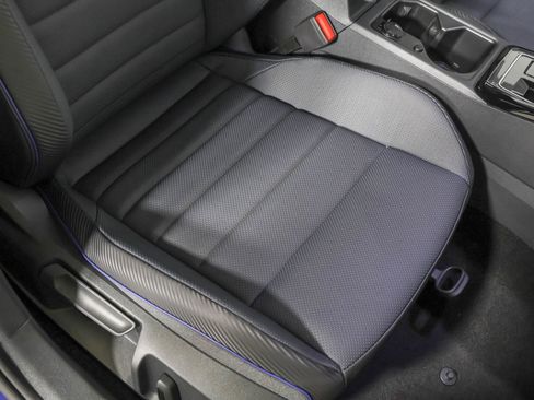 New 2026 Volkswagen Golf image 44