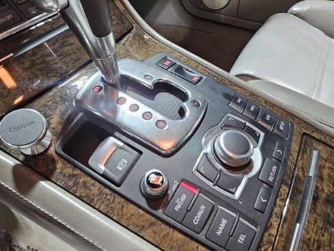 Used 2007 Audi S8 AWD/4WD image 18