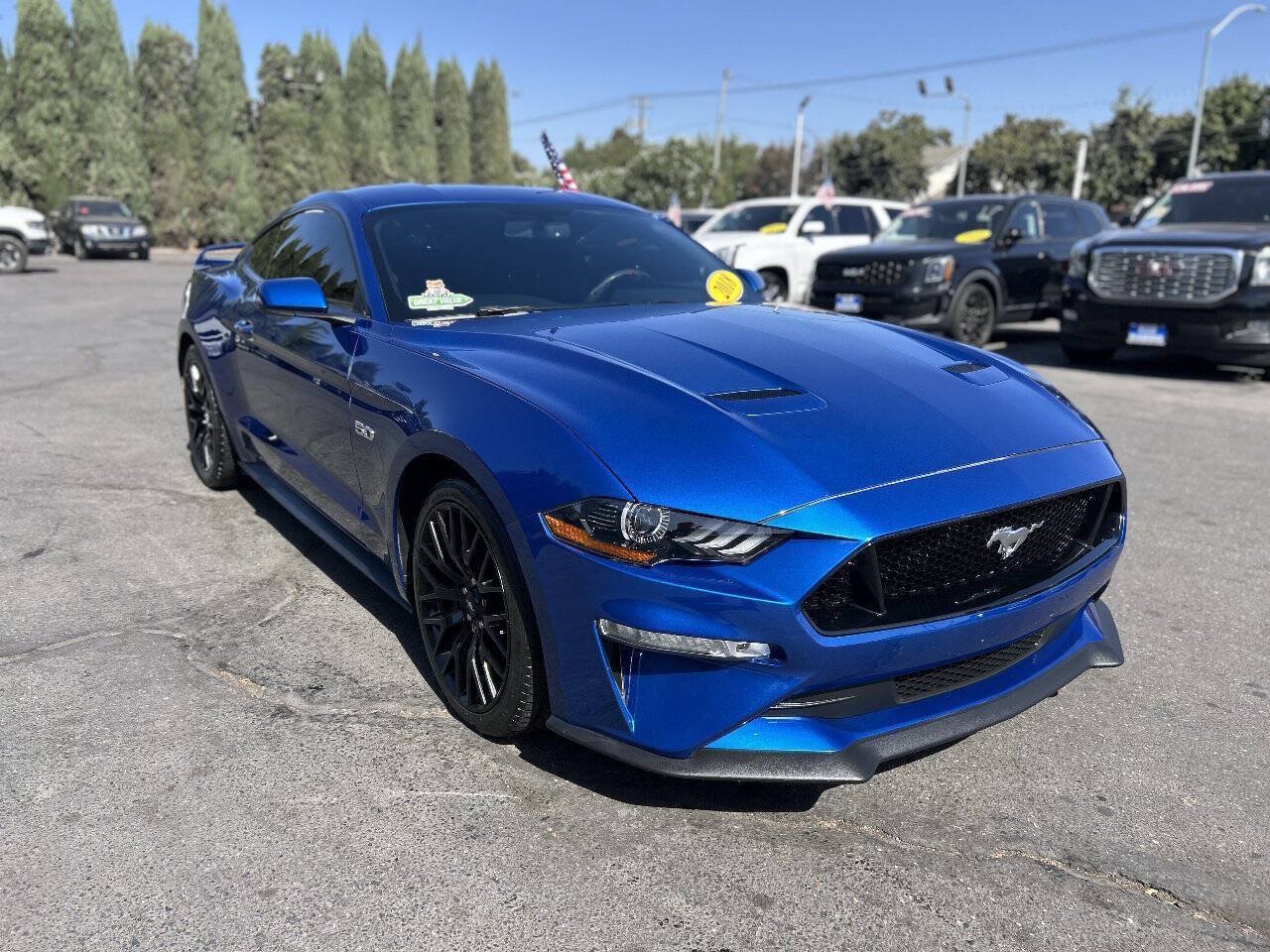 Used 2018 Ford Mustang GT w/ GT Performance Package RWD image 2