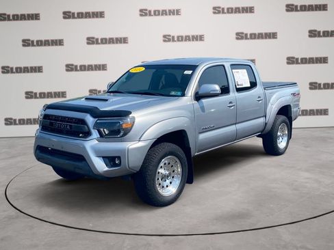 Used 2014 Toyota Tacoma 4x4 Double Cab w/ TRD Sport Package image 1