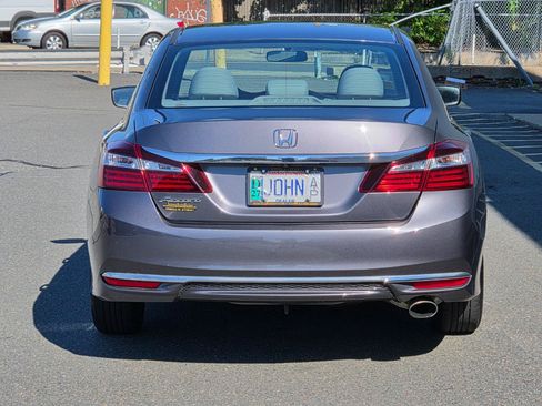 Used 2017 Honda Accord LX image 6