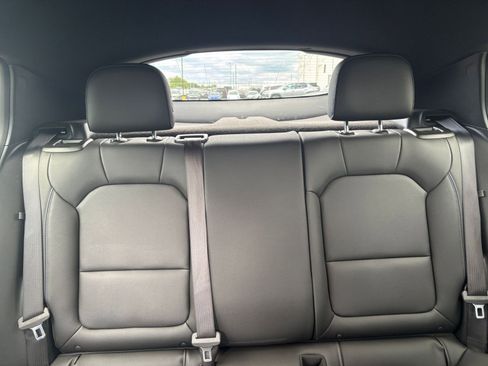 Used 2025 Buick Envista Sport Touring FWD image 38