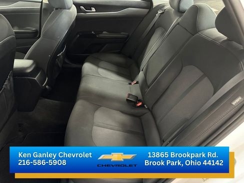 Used 2021 Kia K5 LXS FWD image 19