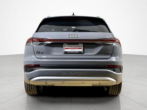 Used 2023 Audi Q4 e-tron Premium Plus w/ Premium Plus AWD/4WD image 4