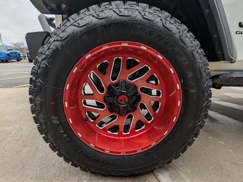 Used 2020 Jeep Gladiator Sport w/ Quick Order Package 24S image 38