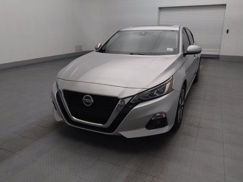 Used 2019 Nissan Altima 2.5 SV FWD image 15