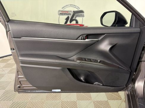 Used 2021 Toyota Camry XSE w/ Driver Assist Package image 11