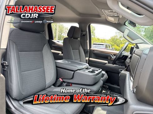 Used 2022 Chevrolet Silverado 1500 LT Trail Boss w/ LPO, Dark Essentials Package AWD/4WD image 26