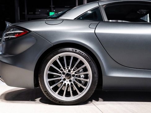 Used 2005 Mercedes-Benz SLR image 33