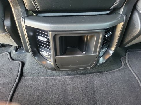 Used 2022 RAM 1500 Big Horn AWD/4WD image 18