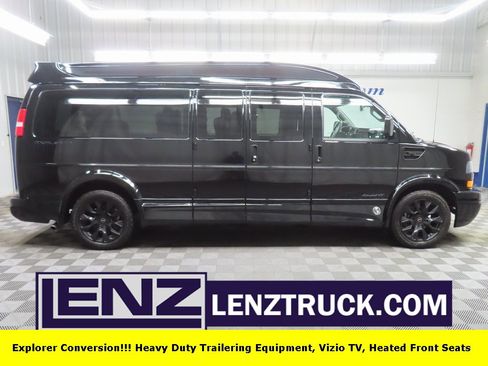 Used 2022 GMC Savana 2500 Work Van w/ Enhanced Convenience Package image 1
