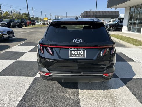Used 2023 Hyundai Tucson SEL w/ Convenience Package image 4