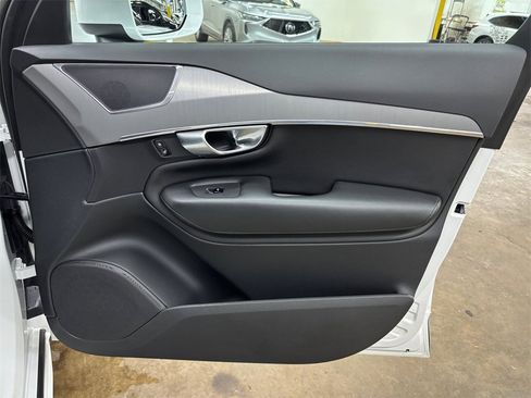 Certified 2023 Volvo XC90 B5 Core w/ Climate Package image 22