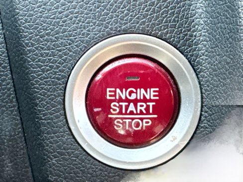 Used 2017 Honda Fit EX image 18