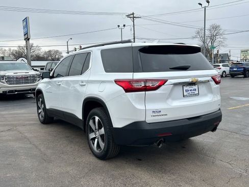 Used 2019 Chevrolet Traverse LT w/ LT Premium Package image 7