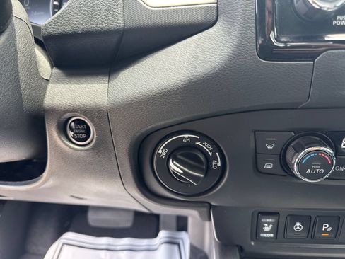 Certified 2024 Nissan Frontier SV w/ Hardbody Edition AWD/4WD image 19