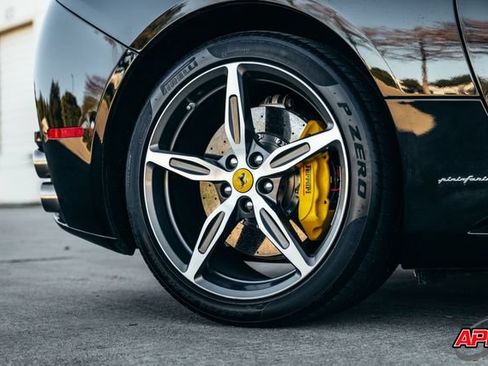 Used 2014 Ferrari California RWD image 69