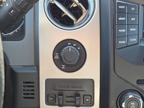 Used 2014 Ford F150 XLT w/ Equipment Group 302A Luxury AWD/4WD image 22