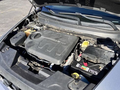 Used 2016 Jeep Cherokee Latitude image 8