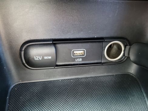 Used 2021 Kia Sportage LX image 30