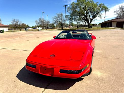 Used 1995 Chevrolet Corvette Convertible image 26