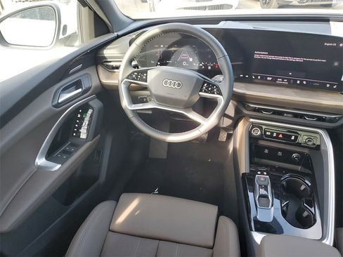 New 2025 Audi Q5 Prestige image 22