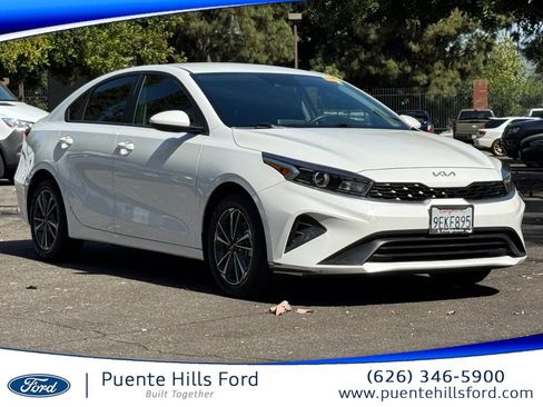 Used 2023 Kia Forte LXS FWD image 1
