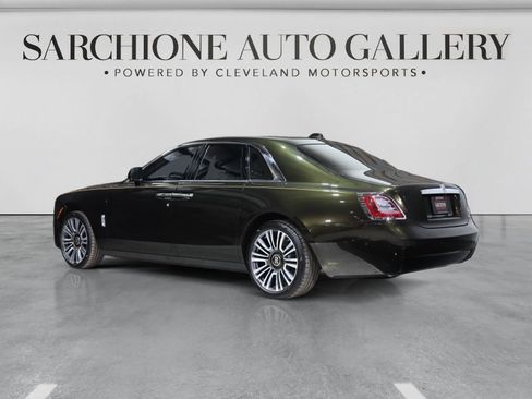 Used 2023 Rolls-Royce Ghost AWD/4WD image 2