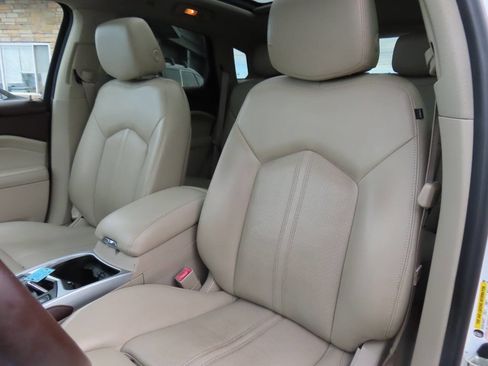 Used 2015 Cadillac SRX Premium w/ Driver Assist Package image 44