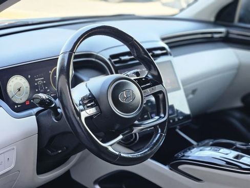 Used 2023 Hyundai Tucson Limited image 12