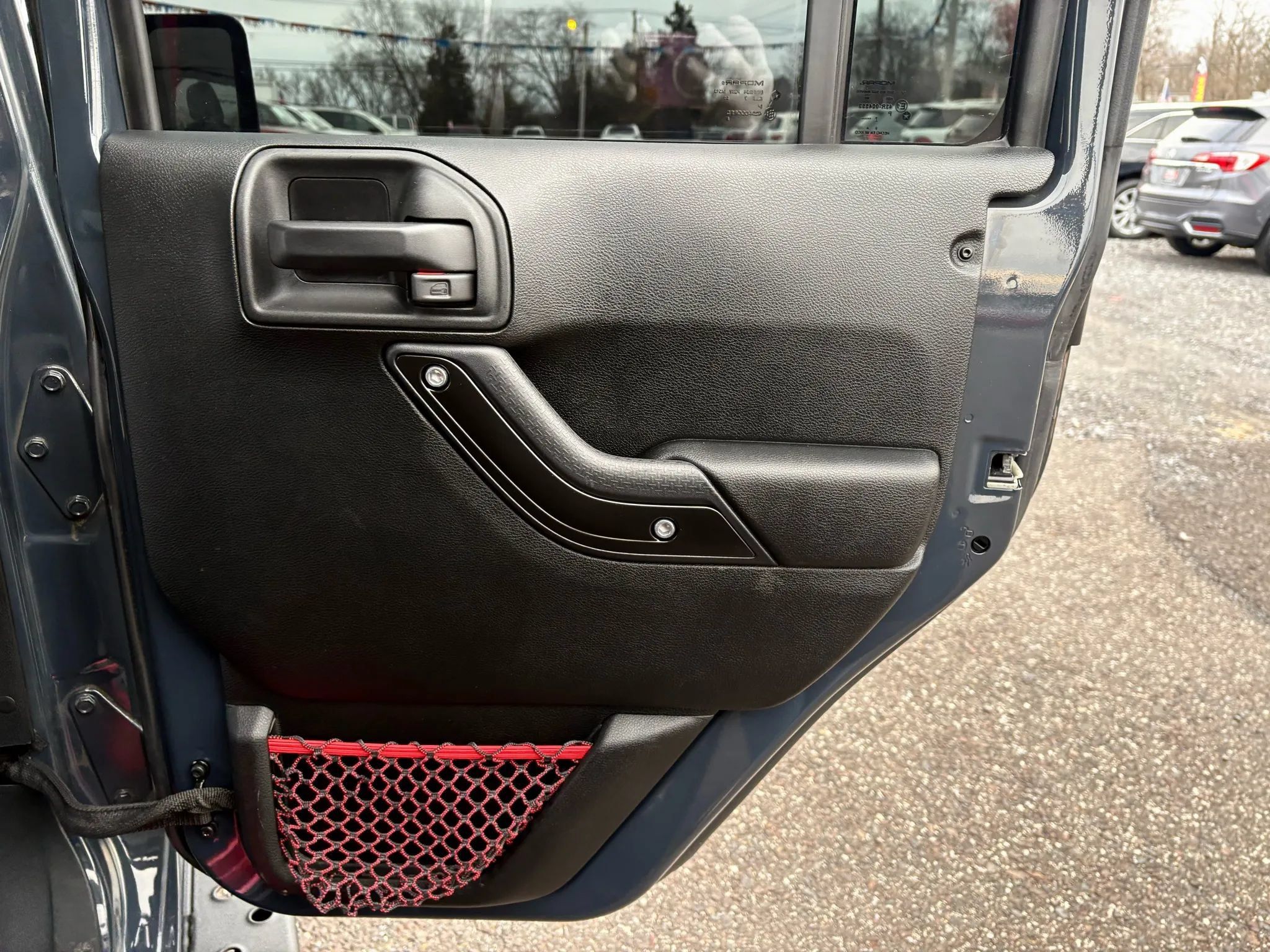 Used 2017 Jeep Wrangler Unlimited Rubicon AWD/4WD image 11