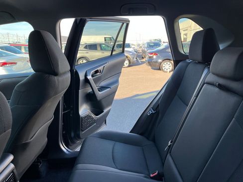 Used 2025 Toyota RAV4 LE image 38