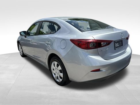 Used 2017 MAZDA MAZDA3 Sport FWD image 7