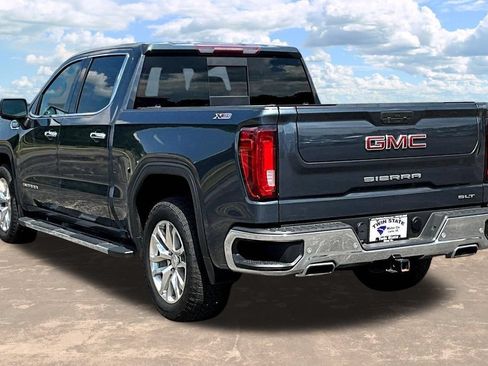 Used 2022 GMC Sierra 1500 SLT w/ SLT Premium Plus Package AWD/4WD image 5